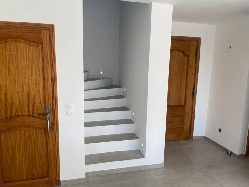 renovation complete  maison saint raphael 