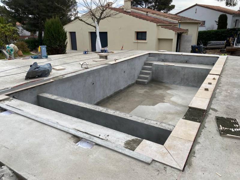 entreprise contruction piscine beton  saint raphael 