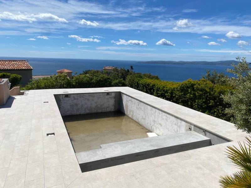 pose nouvelle mosaique piscine saint aygulf 