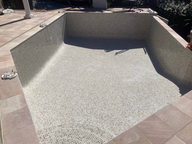 entreprise renovation construction piscine frejus 
