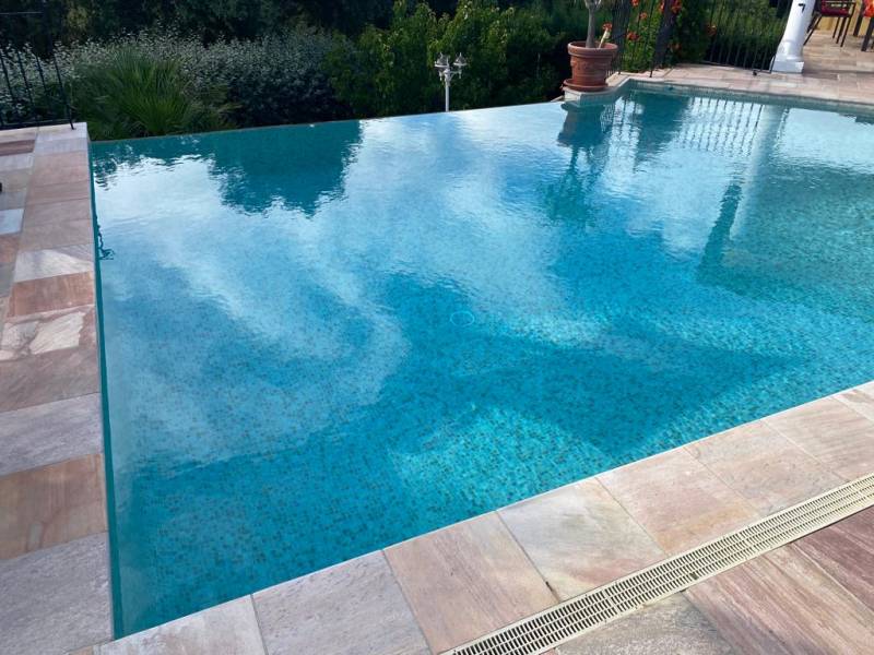 societe construction piscine fayence 